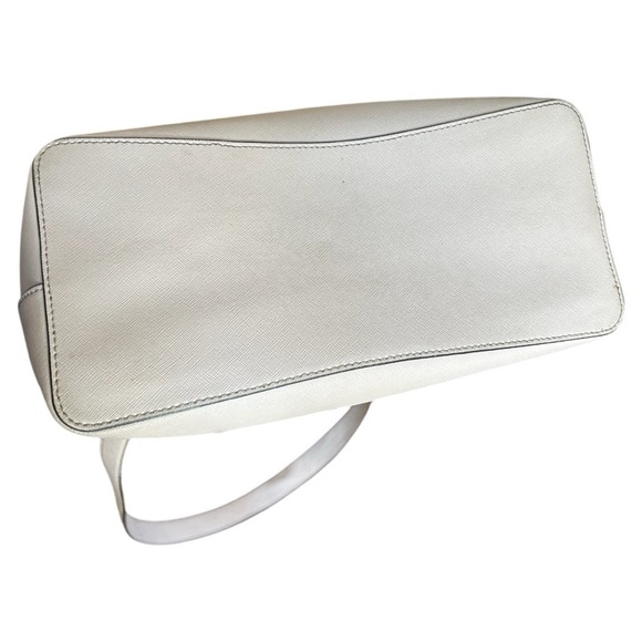 Tory Burch Robinson Medium Triple Compartment Tote - Picture 5 of 12